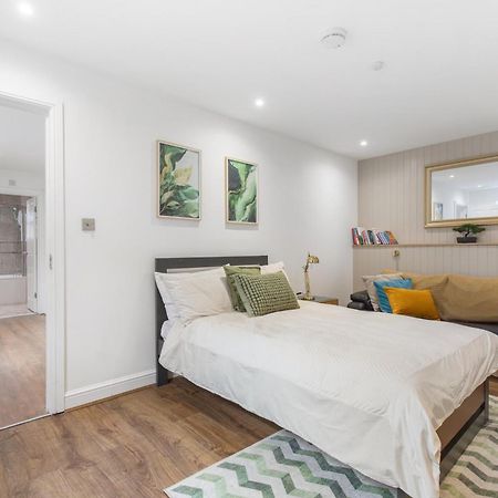 Chicstay Suites High Wycombe Exteriér fotografie